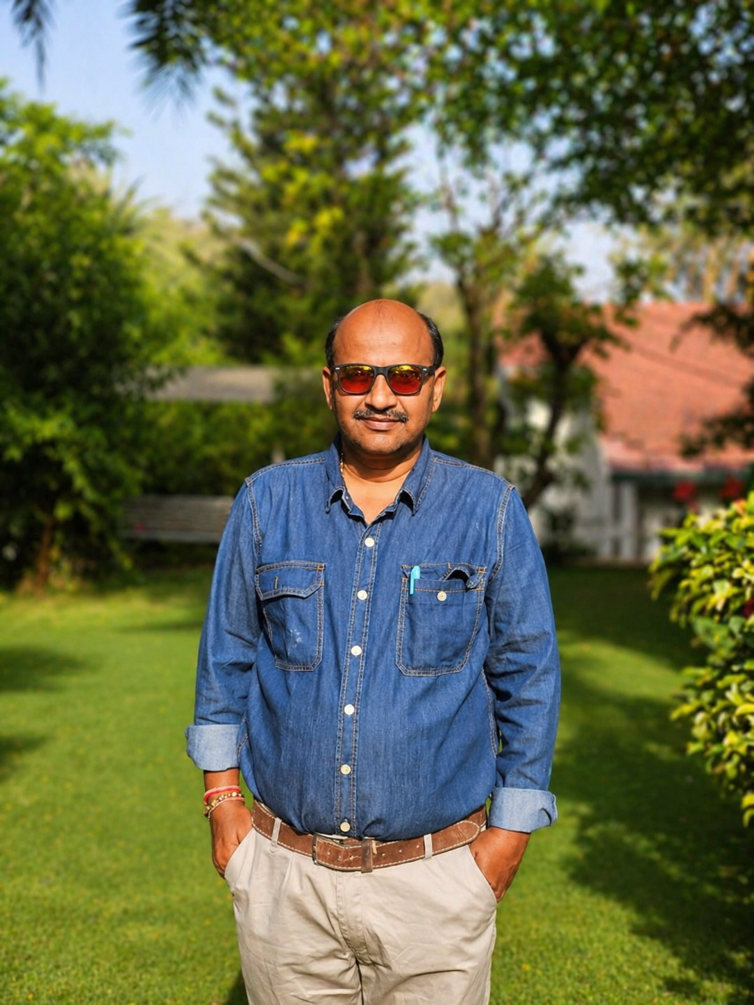 Vijay R Soni
